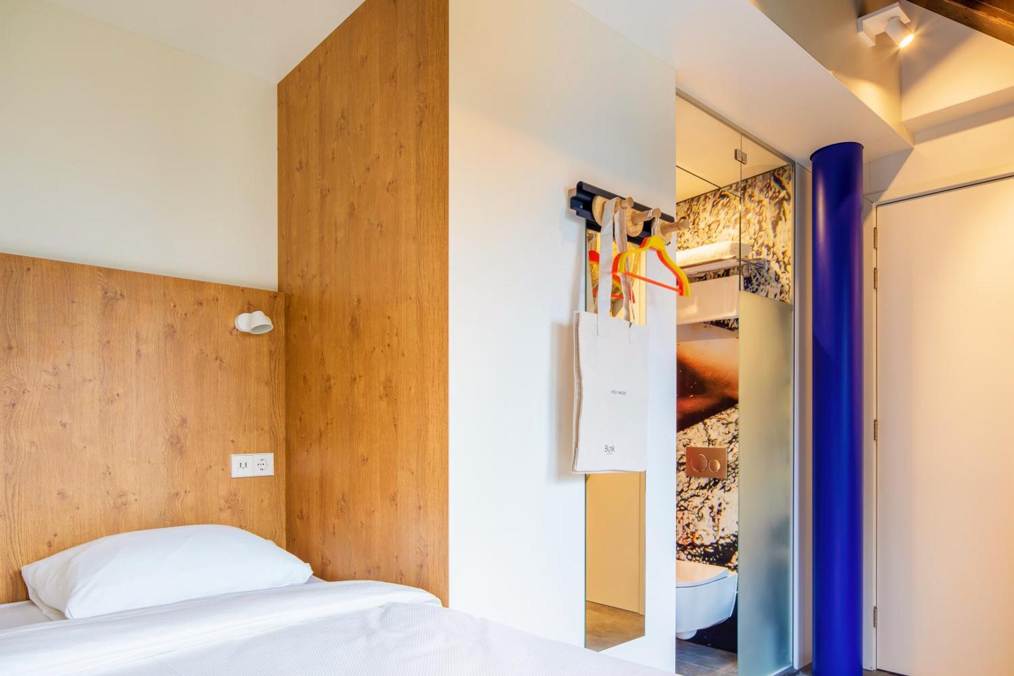 Bunk Hostel Amsterdam Dış mekan fotoğraf